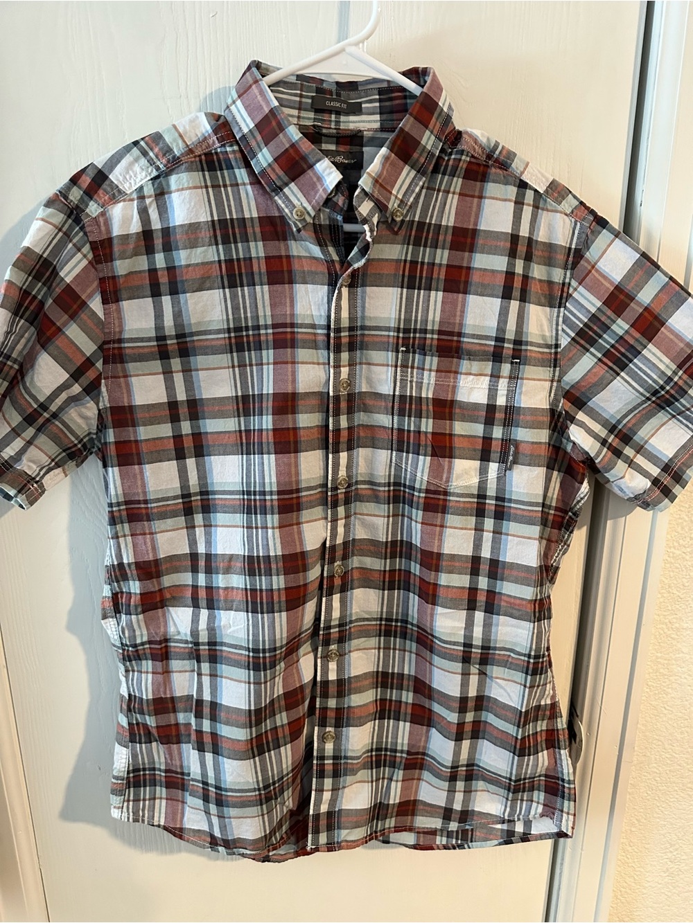 Men’s Eddie Bauer Classic Fit Short-Sleeve Plaid Button-Down Shirt - Size M